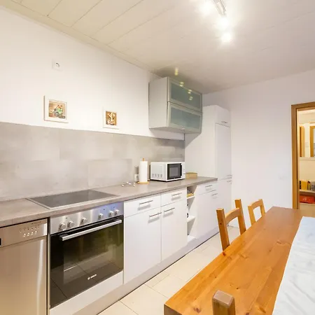 Apartment Ferienwohnung Alstaden 1 Oberhausen (North Rhine-Westphalia)